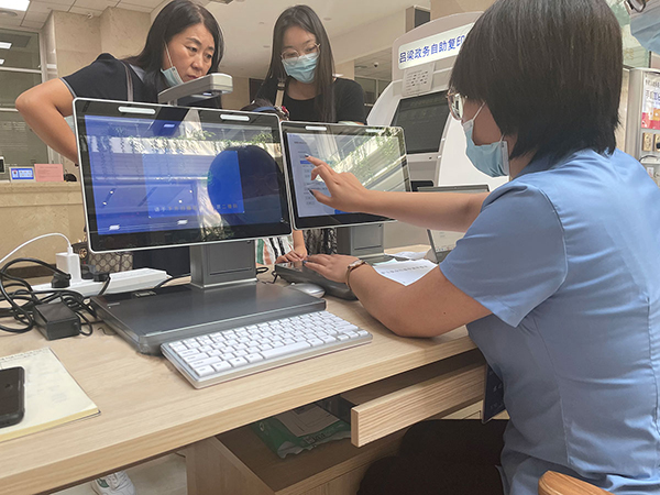 智能交互終端助力山西呂梁政務服務大廳提升窗口服務效率 智能交互終端助力山西呂梁政務服務大廳提升窗口服務效率